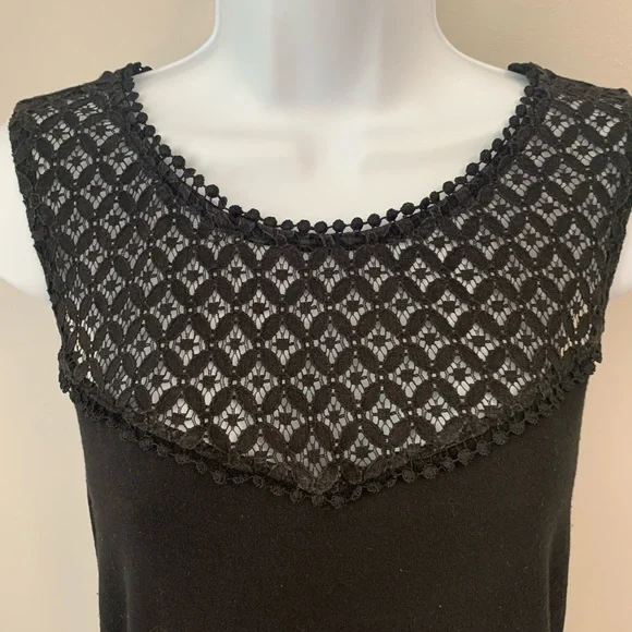 H&M Black Tank - Picture 2 of 16